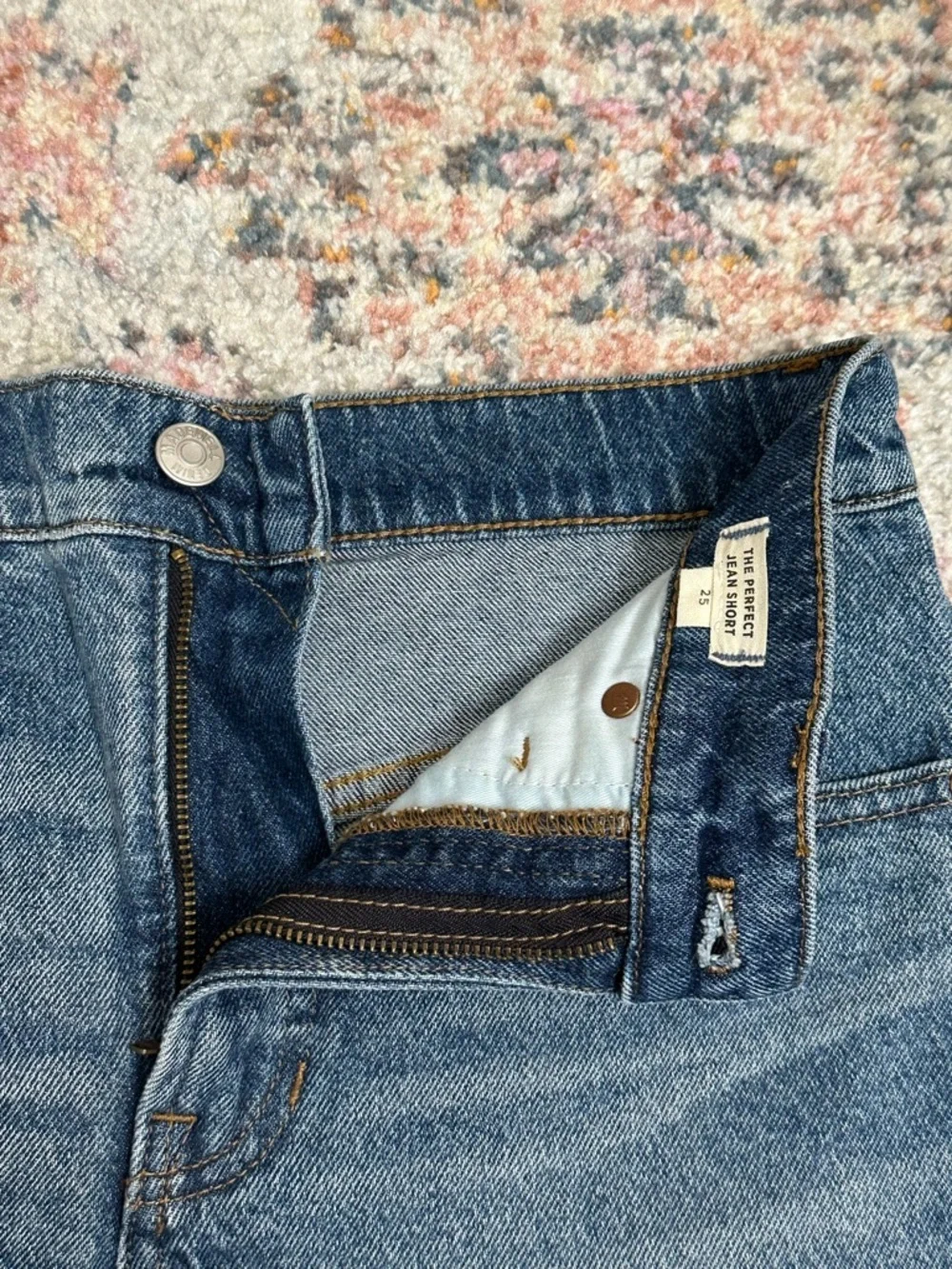 Madewell Perfect Jean Shorts High Rise Raw Hem Frayed Denim Size 25